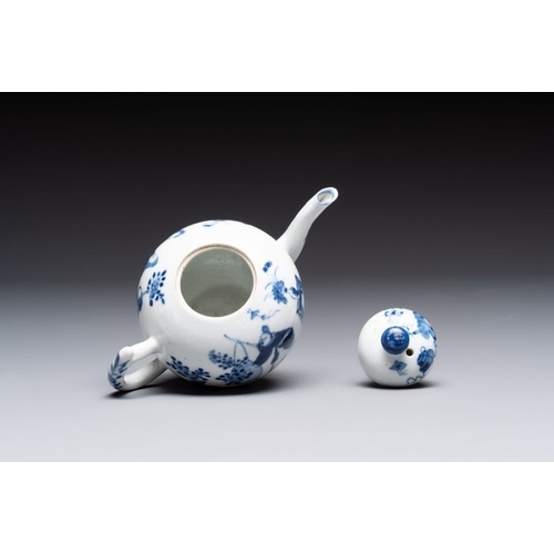 177 - Four Chinese blue and white wares for the Vietnamese market, Jiaqing mark, 19th C.H.: 17 cm (the vas... 