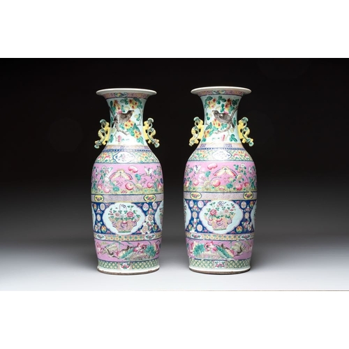 27 - A pair of Chinese famille rose vases for the Straits or Peranakan market, 19th C.H.: 60 cm... 