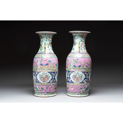 27 - A pair of Chinese famille rose vases for the Straits or Peranakan market, 19th C.H.: 60 cm... 