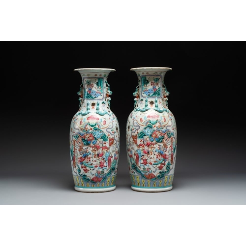 30 - A pair of Chinese famille rose vases with narrative design, 19th C.H.: 62 cm