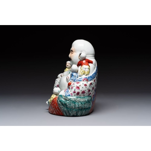 57 - A Chinese famille rose Milefo Buddha, Zhu Yishun mark, 20th C.H.: 26 cm 