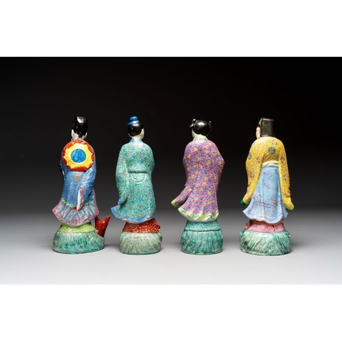 66 - Four Chinese famille rose figures, Ge Yi Tai mark, 19/20th C.H.: 31,5 cm (the tallest)H.: 30,5 cm (t... 