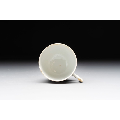 768 - A Chinese famille rose 'Venus and Mercury' cup and saucer, QianlongDia.: 13,5 cm (the saucer)L.: 8,7... 