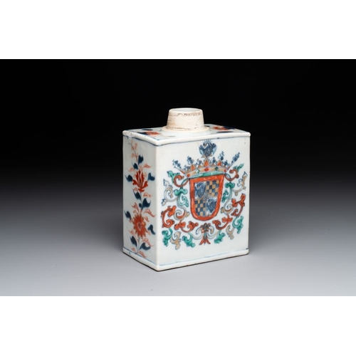 780 - A Chinese verte-Imari tea caddy with the arms of Sampaio e Melo for the Portuguese market, KangxiH.:... 