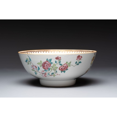 782 - A rare Chinese famille rose 'Scotsmen' bowl, Qianlong, ca. 1745Dim.: 26,2 cm - H.: 11 cm
 Provenance... 