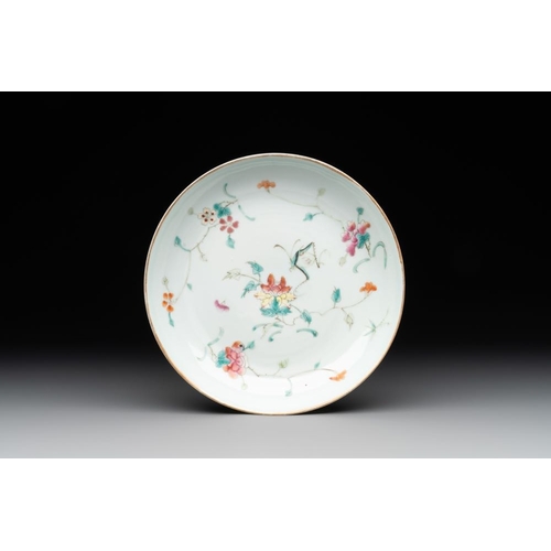 90 - A Chinese famille rose bowl, a plate and a blue and white vase, Tongzhi mark and of the periodDia.: ... 