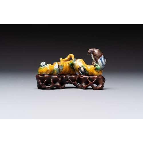 94 - Six Chinese porcelain and glass brush rests, 19/20th C.L.: 12,5 cm - H.: 9,5 cm (the largest incl. s... 