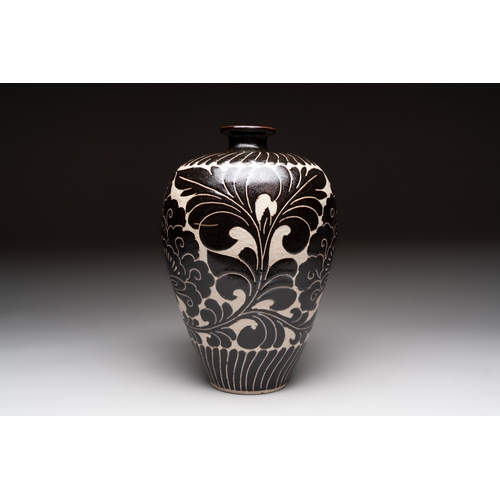 A Chinese cizhou 'meiping' vase with floral design, probably Song/YuanH ...