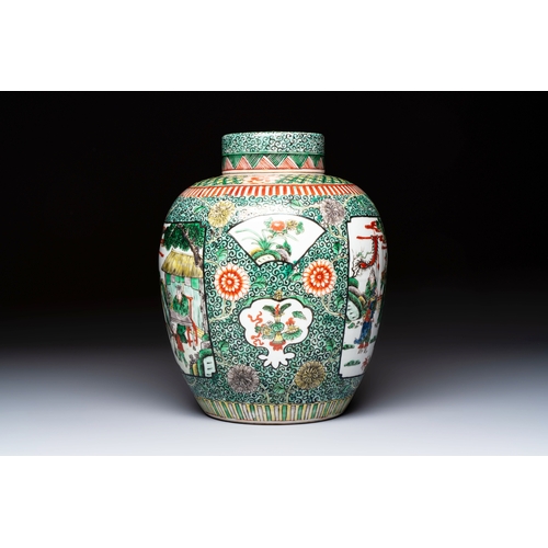 10 - A Chinese famille verte jar and cover with narrative design, 19th C.H.: 34 cm (incl. cover)Condition... 
