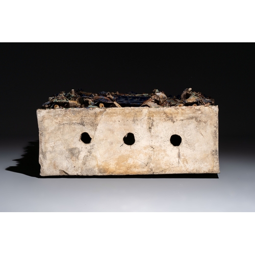 19 - A large and fine Chinese polychrome-glazed Shiwan stoneware group of immortals, 19th C.Dim.: 64,5 x ... 