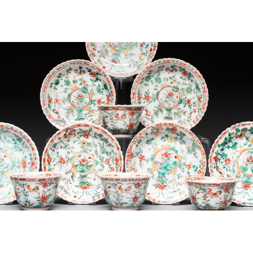 26 - Four Chinese famille verte cups and seven saucers, 19th C.Dia.: 12,5 cm (the saucers)Dia.: 7,9 cm - ... 