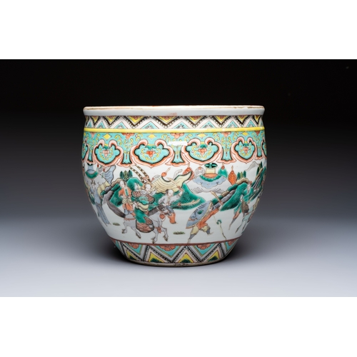45 - A Chinese famille verte 'Warriors' scroll pot, 19th C.Dia.: 22,8 cm - H.: 19,5 cm 

Condition report... 