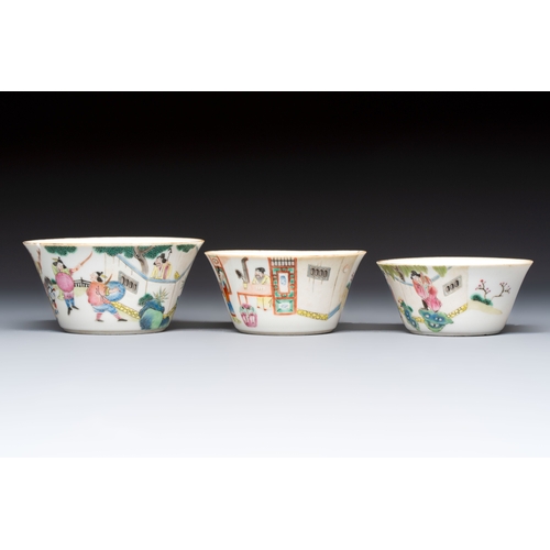 55 - A set of seven Chinese famille rose nesting bowls with narrative design, DaoguangDia.: 9,2 cm - H.: ... 