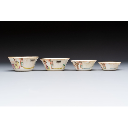 55 - A set of seven Chinese famille rose nesting bowls with narrative design, DaoguangDia.: 9,2 cm - H.: ... 
