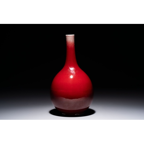 173 - A Chinese langyao-style bottle vase, 19th C.H.: 38 cmCondition reports and additional high-resolutio... 