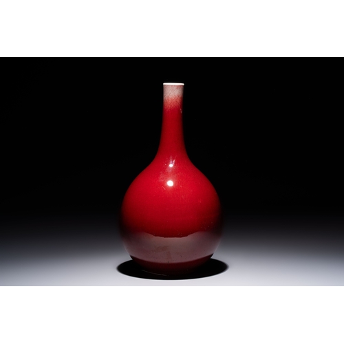 173 - A Chinese langyao-style bottle vase, 19th C.H.: 38 cmCondition reports and additional high-resolutio... 