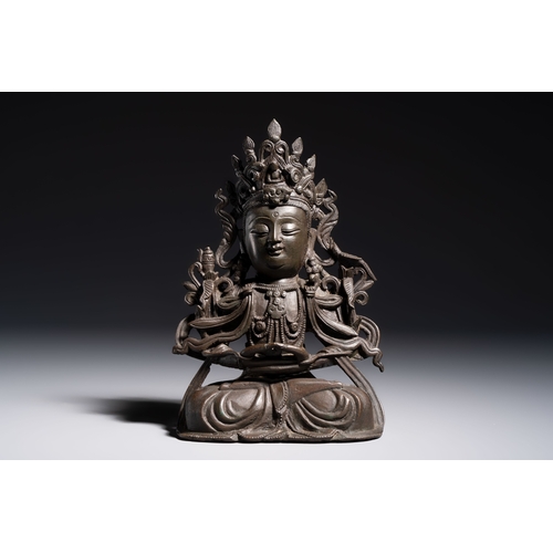 261 - A Chinese bronze figure of Bodhisattva, MingH.: 21 cm 
Weight: 1490 gramsCondition reports and addit... 