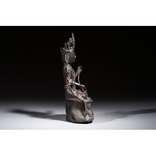 263 - A Chinese bronze figure of Bodhisattva, MingH.: 27 cm 
Weight: 1435 gramsCondition reports and addit... 