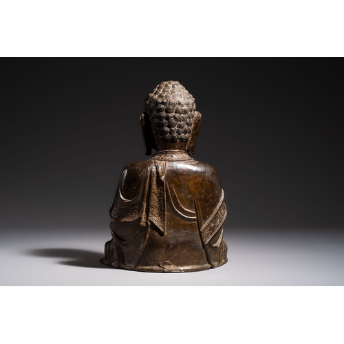 264 - A Chinese bronze figure of Buddha, MingH.: 34,7 cmWeight: 8860 grams
Condition reports and additiona... 