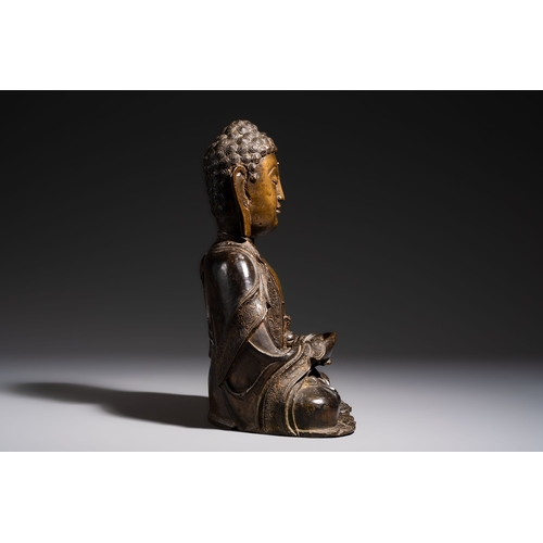 264 - A Chinese bronze figure of Buddha, MingH.: 34,7 cmWeight: 8860 grams
Condition reports and additiona... 