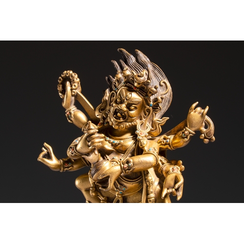 266 - A fine Sino-Tibetan gilt-bronze figure of Mahakala, 18th C.H.: 22,7 cm
Weight: 3154 grams
Elaboratel... 