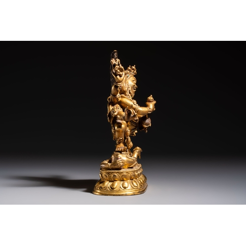 266 - A fine Sino-Tibetan gilt-bronze figure of Mahakala, 18th C.H.: 22,7 cm
Weight: 3154 grams
Elaboratel... 