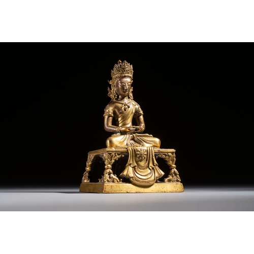 267 - A Sino-Tibetan gilt-bronze figure of Buddha Amitayus, inscribed, QianlongH.: 18,3 cm 
Weight: 1410 g... 