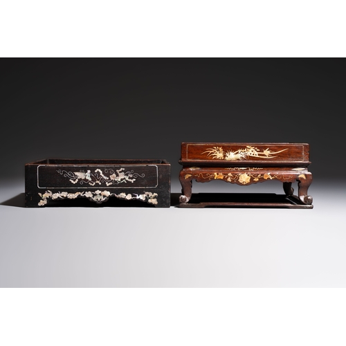 287 - Two Vietnamese mother-of-pearl-inlaid wooden trays and a circular box and cover, 19th C.Dia.: 27 cm ... 