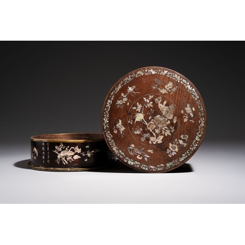 287 - Two Vietnamese mother-of-pearl-inlaid wooden trays and a circular box and cover, 19th C.Dia.: 27 cm ... 