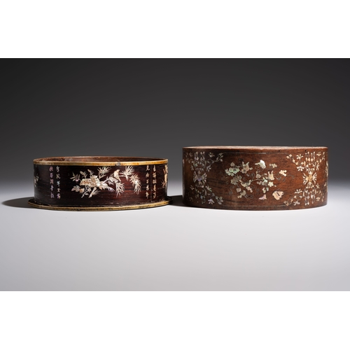 287 - Two Vietnamese mother-of-pearl-inlaid wooden trays and a circular box and cover, 19th C.Dia.: 27 cm ... 
