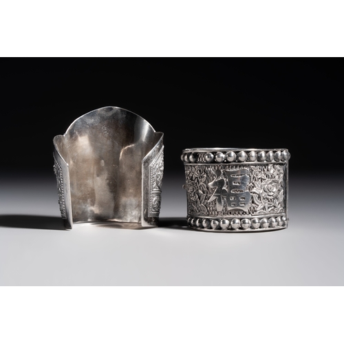 295 - A collection of 11 Chinese silver wares, various marks, 19/20th C.H.: 7,7 cm (the largest bracelet)D... 