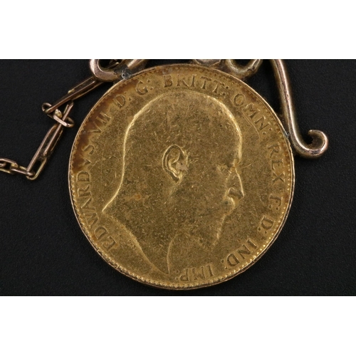 137 - 1904 Mounted Gold Sovereign & 9CT Gold Chain 20