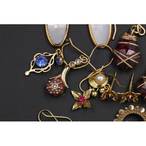 141 - An Assortment of Gold Jewellery - Cufflinks earrings etc - overall weight 13.5 approximately