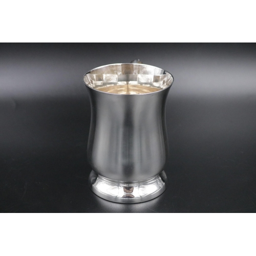 316 - A Silver tankard weighing 180 grams.