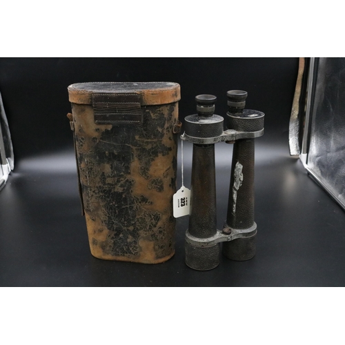 323 - WWI Carl Zeiss Jena Delfort Binoculars 18 x 50 in original leather case. Not in the best of conditio... 