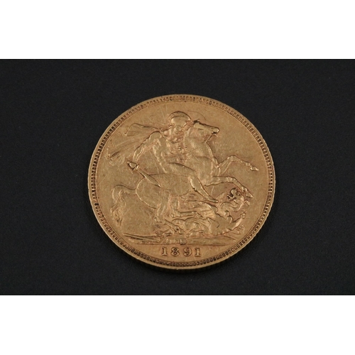 104 - 1891 Victorian Gold Full Sovereign - 7.95 grams