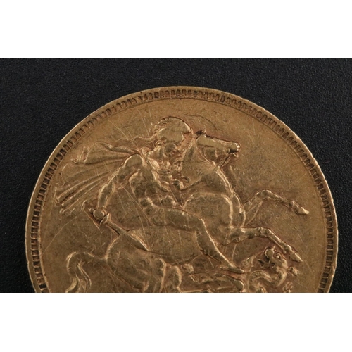 104 - 1891 Victorian Gold Full Sovereign - 7.95 grams