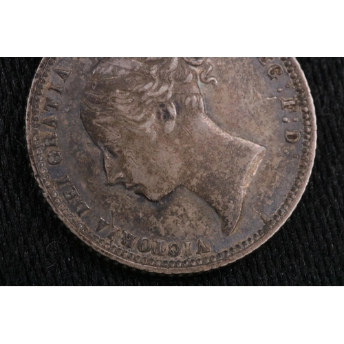 113 - Victoria Sixpence 1872 Coin