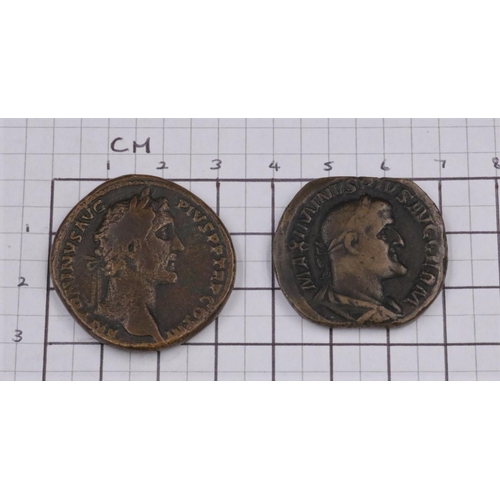 114 - Roman Sestertius Coins (x2) Antoninus Pius & Maximianus