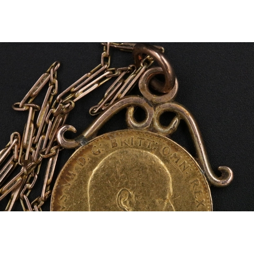 137 - 1904 Mounted Gold Sovereign & 9CT Gold Chain 20