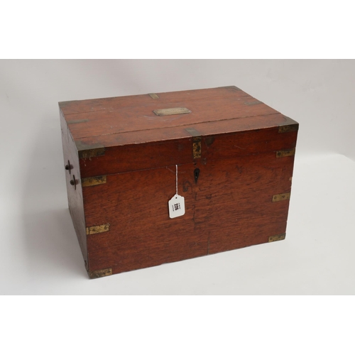 226 - Large Oak Box with Brass Fittings - Name Plate 