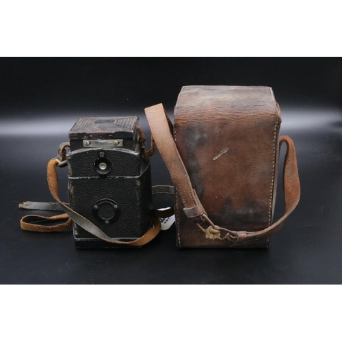 25 - Ikoflex Zeiss Ikon Vintage Camera with Original Leather Case