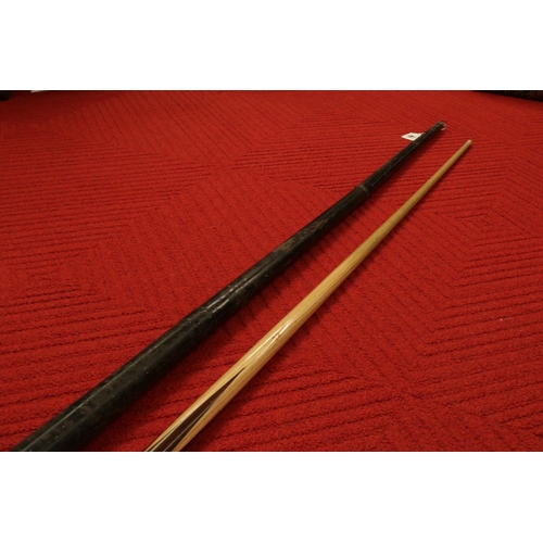 250 - Vintage One Piece Snooker Cue by K & C Ltd London - 17oz stamped into shaft, with original tin case,... 