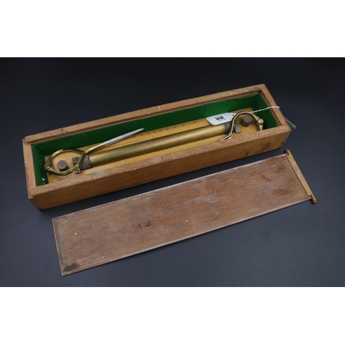 312 - WH Harding Ltd Boxwood Brass Parallel Rule, C1930 & 2x calipes in original box.