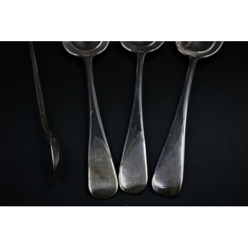 328 - Six Silver Spoons and a set of Tongs in excellent condition, 138 grams.