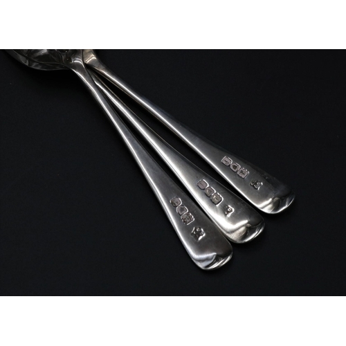 328 - Six Silver Spoons and a set of Tongs in excellent condition, 138 grams.