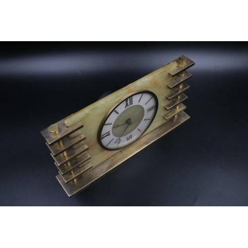 331 - English 1930s Art Deco Mantle Clock