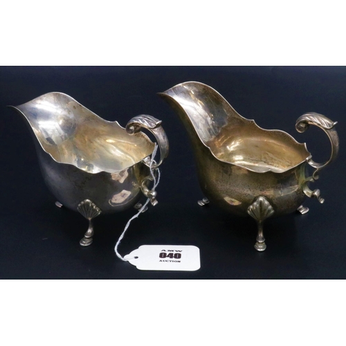 40 - Silver Mappin & Webb Sauce Boats (423 grams)