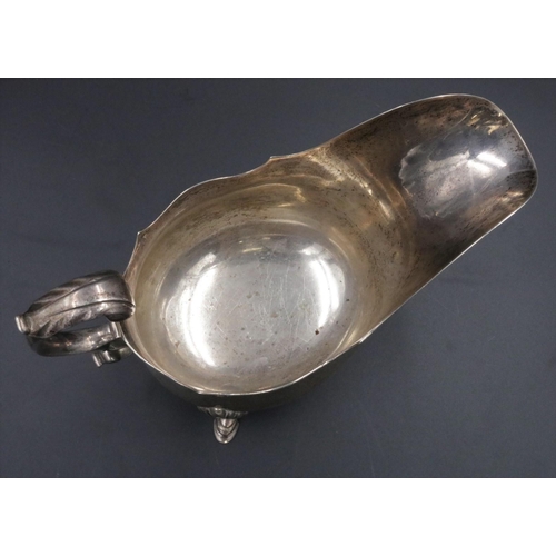 40 - Silver Mappin & Webb Sauce Boats (423 grams)