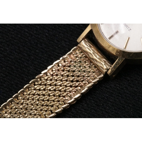 91 - 9CT Gold Garrard Watch Inscribed on the Back for Services between 1973 & 1988 - battery operated, fu... 